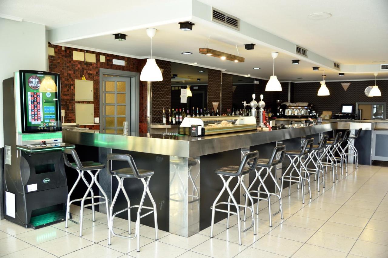 Hotel Sierra De Arcos Andorra Dış mekan fotoğraf