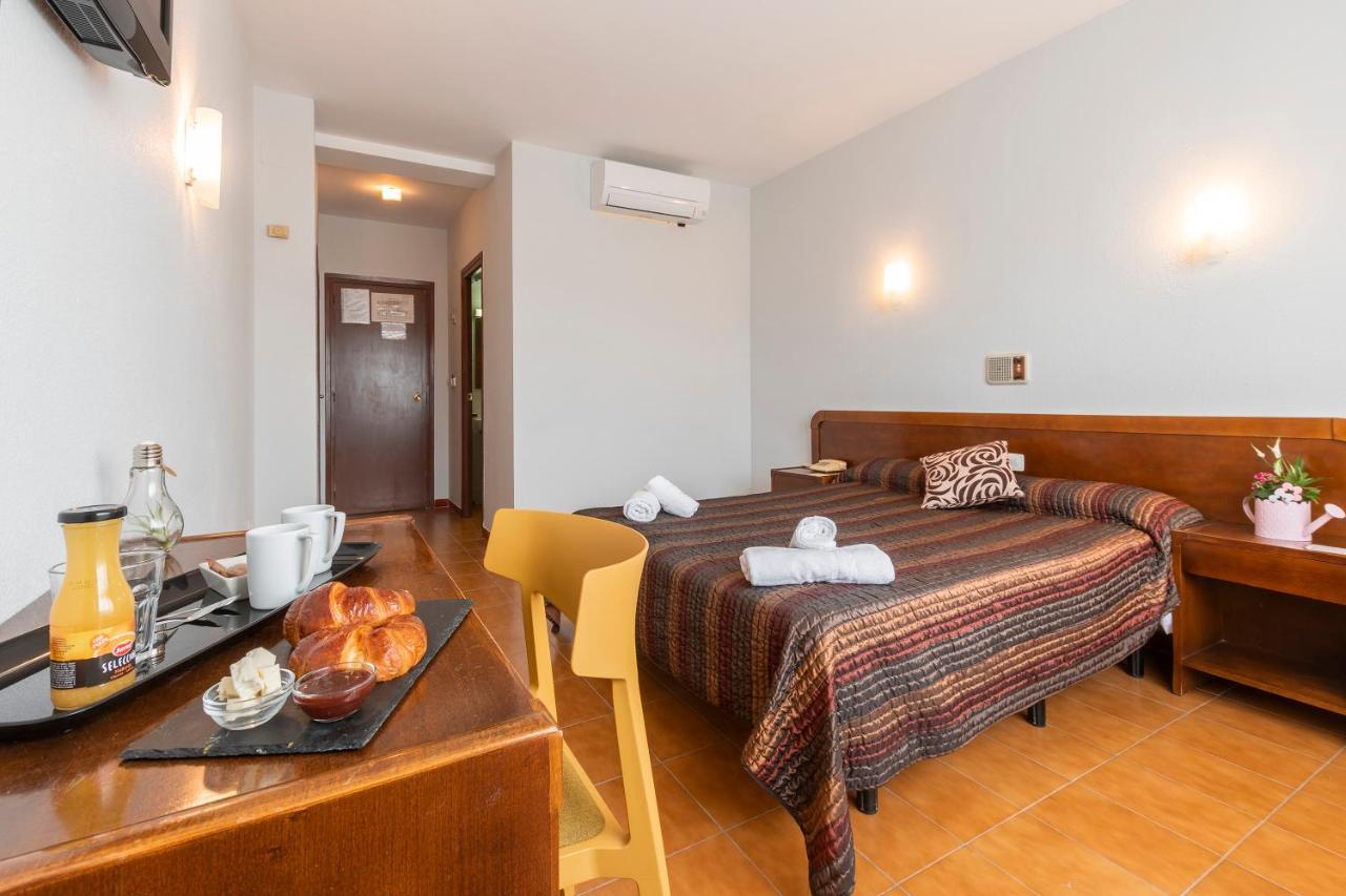 Hotel Sierra De Arcos Andorra Dış mekan fotoğraf